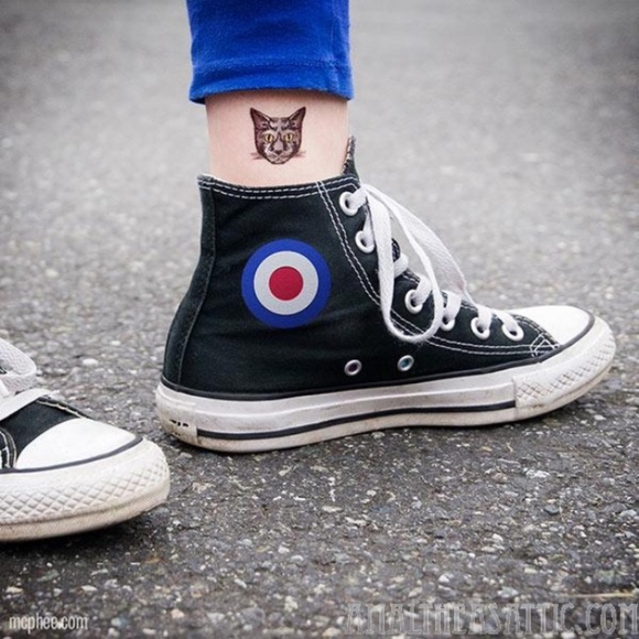 Tattoo Party In A Tin Fun Gift - Picture 3 of 3